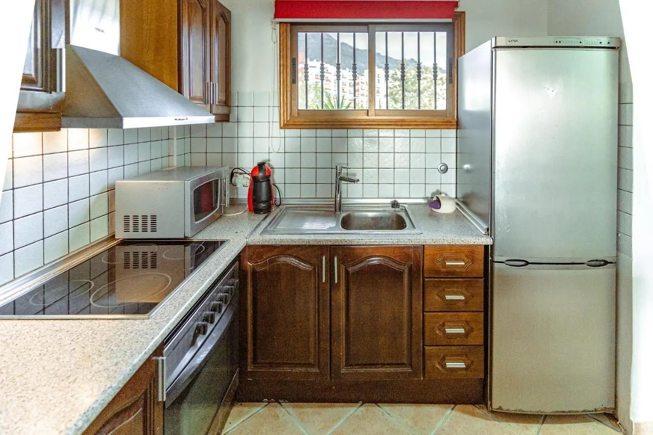 Precioso Apartamento Con Terraza Y Vistas Al Mar En Costa Adeje - Playa El Duque Apartment 0*, Costa Adeje (Tenerife)